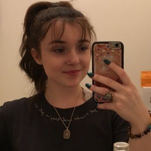 Meet your Posher, Grace